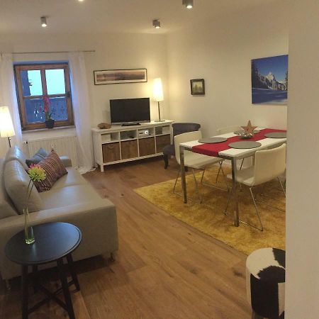 Ferienwohnung Kramergasse การ์มิช-พาร์เทนเคียร์เชน ภายนอก รูปภาพ